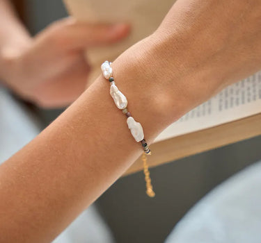 ArrayPearlBeadBracelet