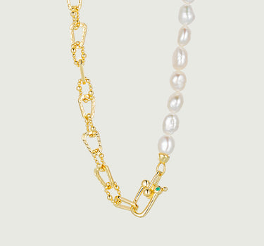Bold Pearl Necklace