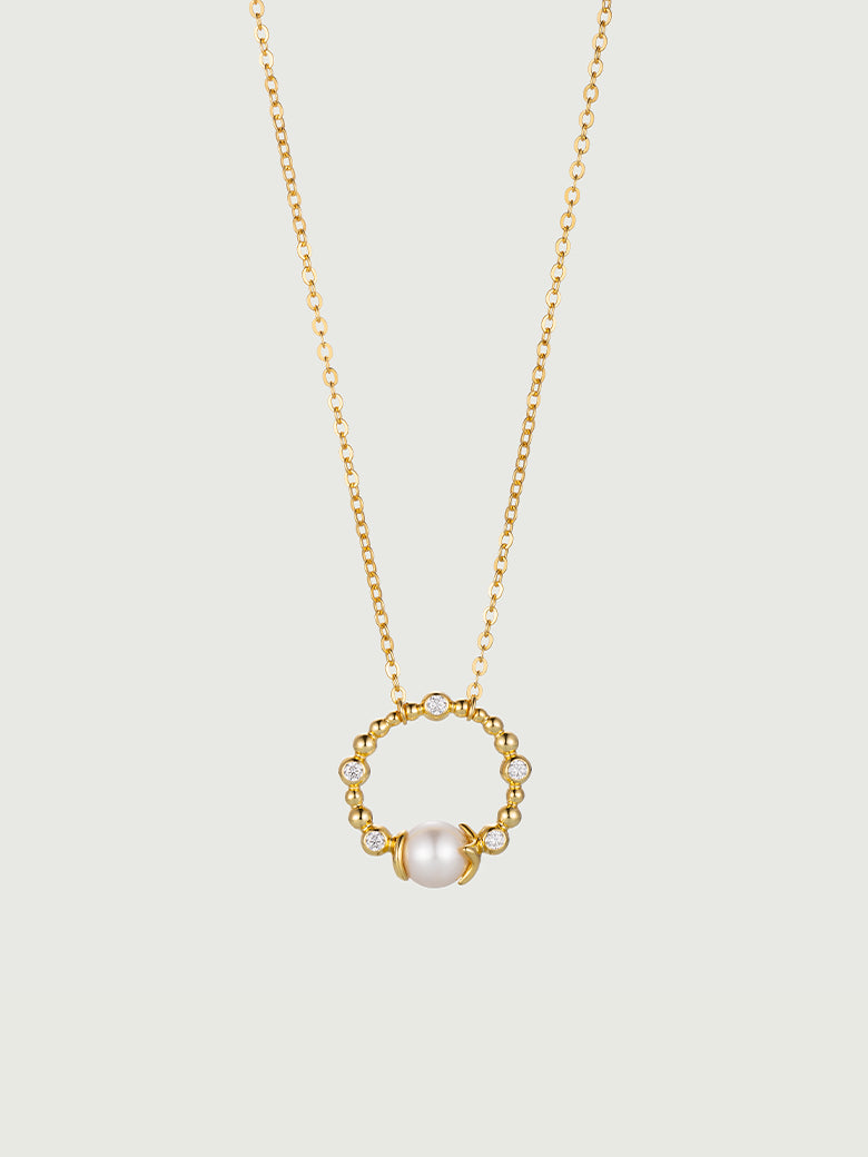 Circel Bold Pearl Necklace