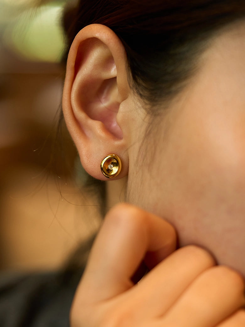 Diamond Wax Seal Studs