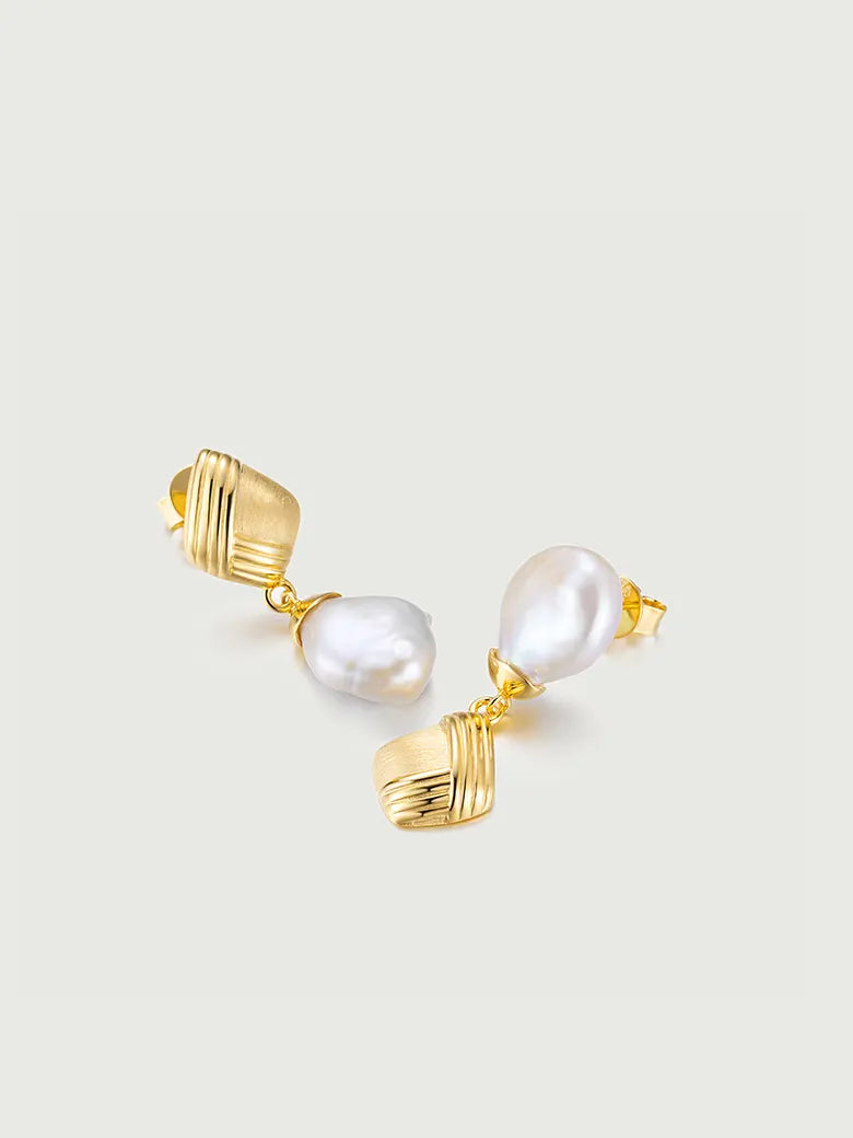 Embroidered Textured Asymmetric Pearl Earrings