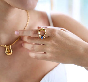 Lyre Sapphire Ring