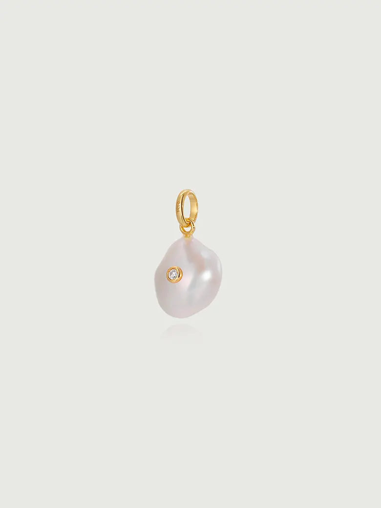 Pearl Glow Diamond Pendant