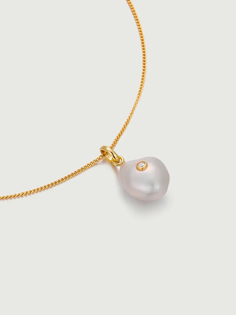 Pearl Glow Diamond Pendant