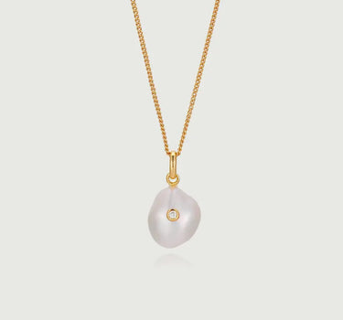 Pearl Glow Diamond Pendant