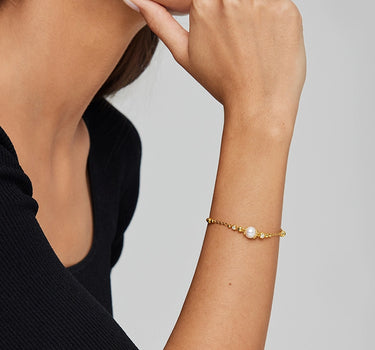 Pearl Sphere Floating Bracelet