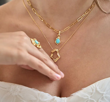 Ridge Pendant Necklace