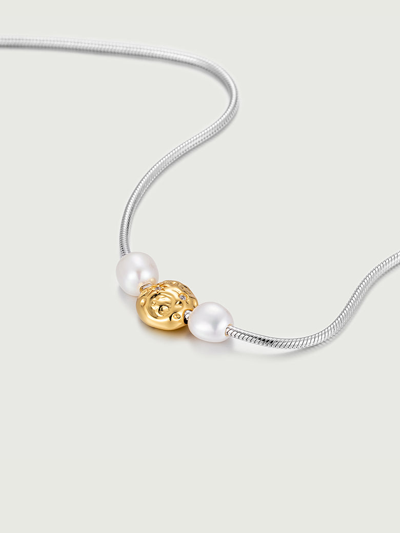 Texture Diamond Pearl Necklace
